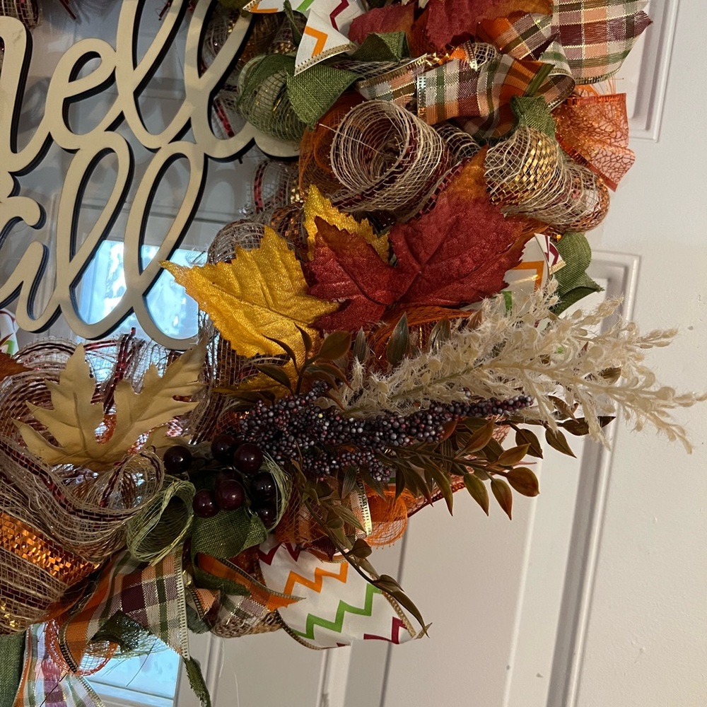 Handmade wreath - Picture 2 of 3